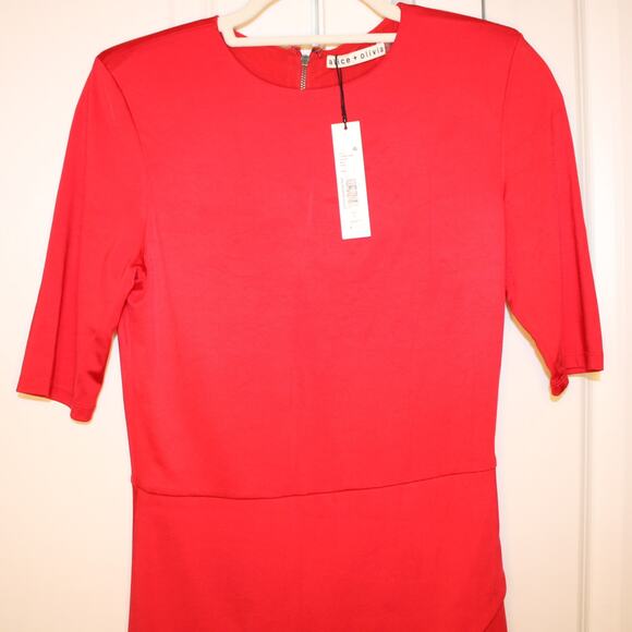 ALICE + OLIVIA - NWT - Nova Red Tulip Asymmetrical Mini Dress | 6 - Picture 4 of 12
